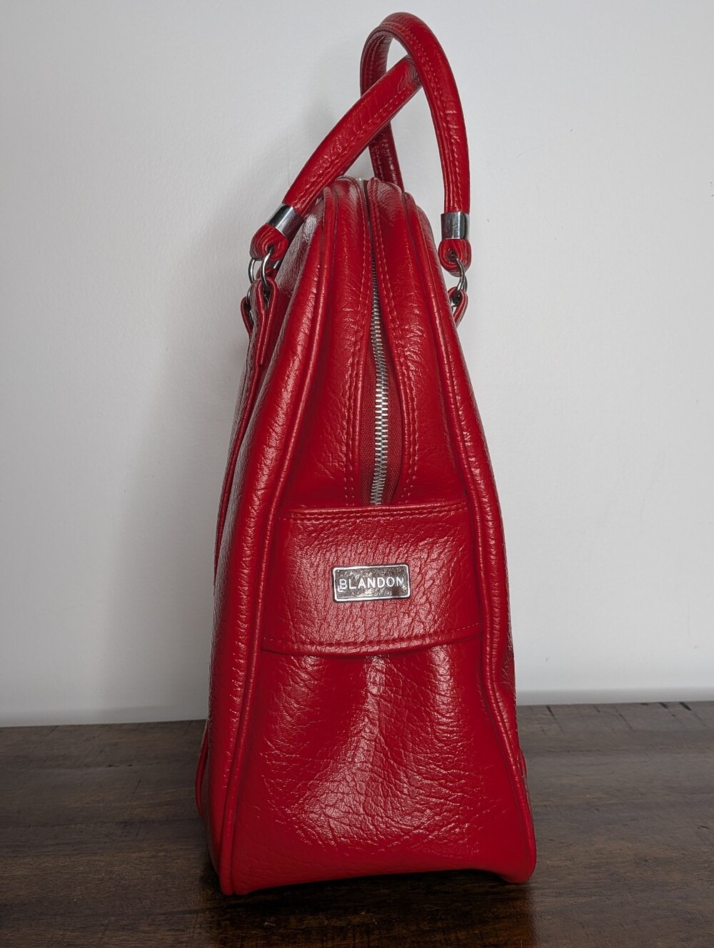 RARE VTG Blandon Vinyl Cherry Red Top Handle Bowler Satchel Zip Close Bag Feet